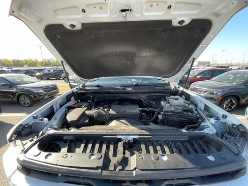 Used 2024 Chevrolet Silverado 2500 Custom w/ Custom Value Package image 28