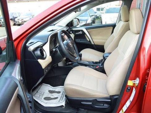 Used 2014 Toyota RAV4 XLE AWD/4WD image 42