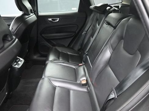 Used 2023 Volvo XC60 B5 Ultimate AWD/4WD image 19