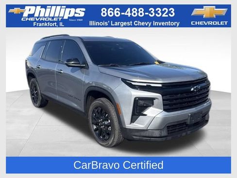Used 2024 Chevrolet Traverse LT w/ Midnight/Sport Edition FWD image 1