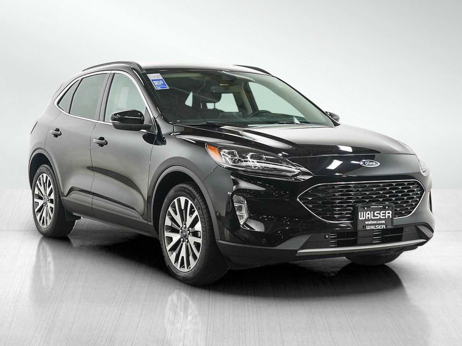 Used 2020 Ford Escape Titanium AWD/4WD image 7