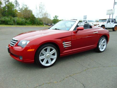 Used 2005 Chrysler Crossfire Limited RWD image 47