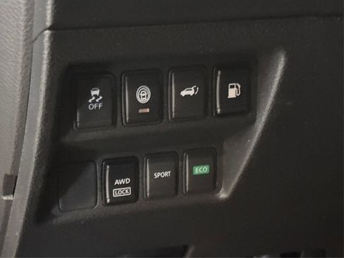 Used 2019 Nissan Rogue SV AWD/4WD image 36
