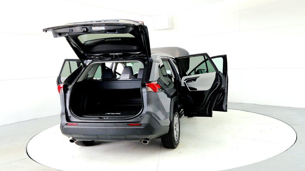 Certified 2024 Toyota RAV4 XLE w/ Convenience Package AWD/4WD image 11