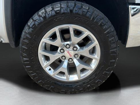 Used 2018 GMC Sierra 1500 SLT w/ Texas SLT Premium Package AWD/4WD image 27