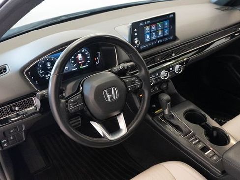 Certified 2024 Honda Civic Sport Touring image 3
