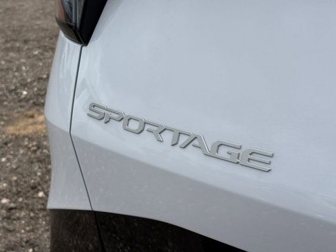 New 2026 Kia Sportage SX FWD image 10