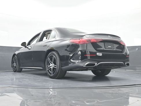 Used 2025 Mercedes-Benz E 350 4MATIC Sedan image 63