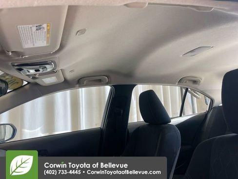 Used 2025 Toyota Corolla LE image 24