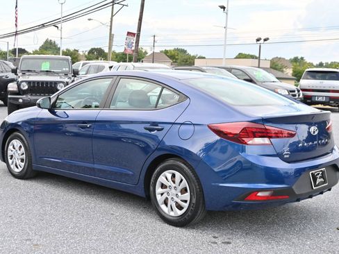 Used 2020 Hyundai Elantra SE FWD image 8