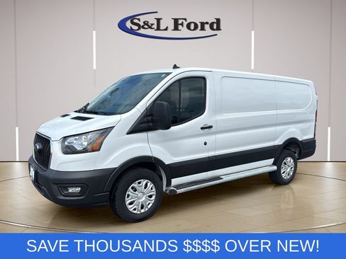 Certified 2025 Ford Transit 250 Low Roof w/ Exterior Upgrade Package RWD image 2