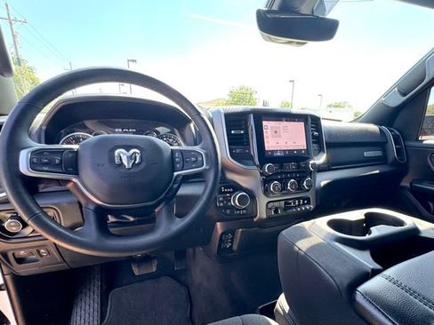 Used 2025 RAM 1500 Big Horn AWD/4WD image 10