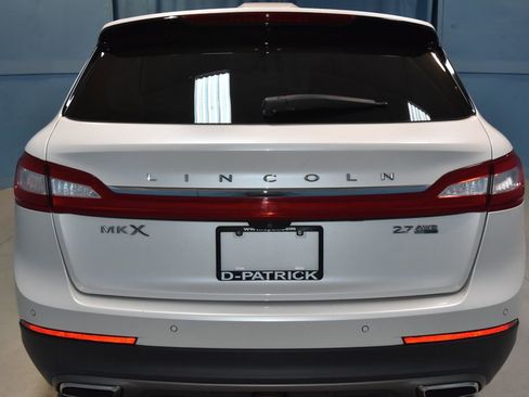 Used 2016 Lincoln MKX Reserve image 27