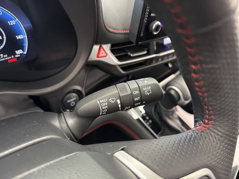 Certified 2025 Toyota Sienna XSE image 24