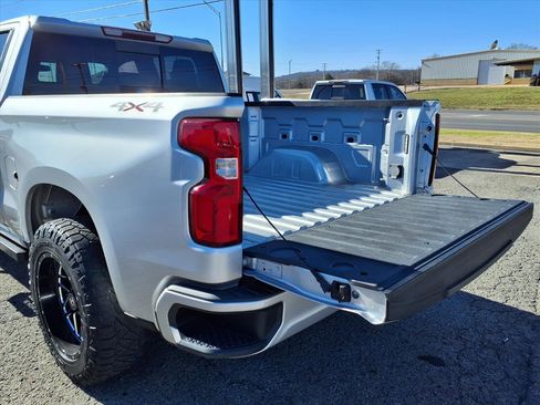 Used 2020 Chevrolet Silverado 1500 RST w/ Texas Edition image 17