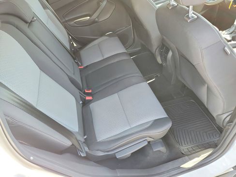 Used 2017 Ford Escape SE FWD image 25