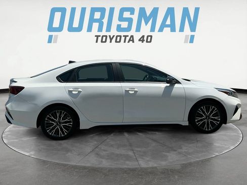 Used 2023 Kia Forte GT-Line w/ GT-Line Premium Package FWD image 8