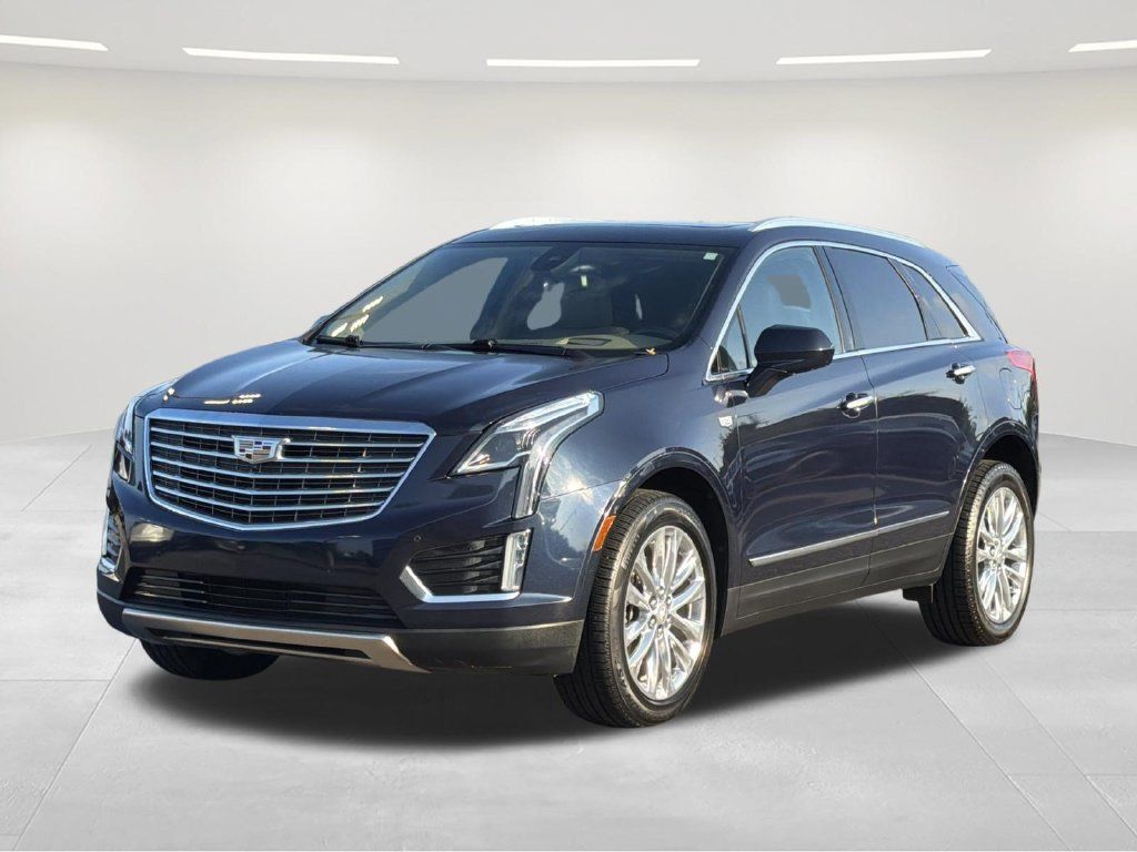 Used 2017 Cadillac XT5 Platinum AWD/4WD image 1