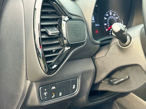 Used 2021 Kia Soul EX image 11