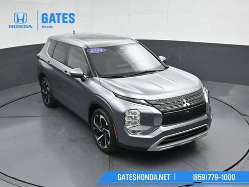 Used 2024 Mitsubishi Outlander SE AWD/4WD image 50
