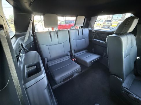 Used 2025 Toyota 4Runner Limited AWD/4WD image 41
