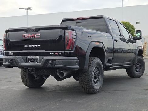 New 2026 GMC Sierra 2500 AT4X w/ AT4X AEV Edition image 24