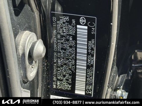 Used 2022 Toyota Prius XLE image 31