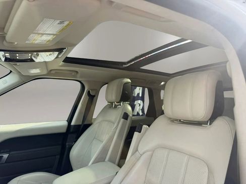 Used 2019 Land Rover Range Rover Sport HSE AWD/4WD image 16