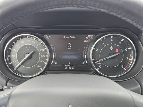 Used 2022 Maserati Levante GT image 16