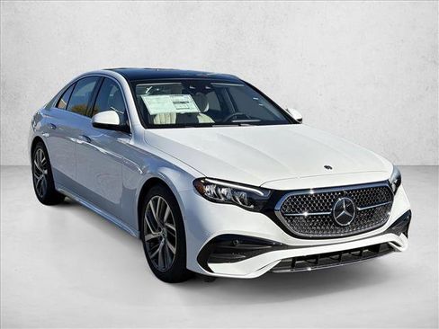 New 2026 Mercedes-Benz E 350 4MATIC Sedan image 3