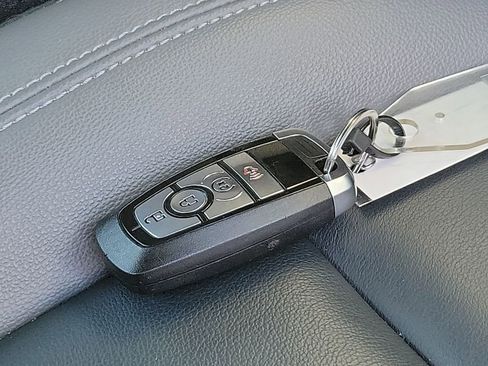 Used 2024 Ford Bronco Outer Banks image 30