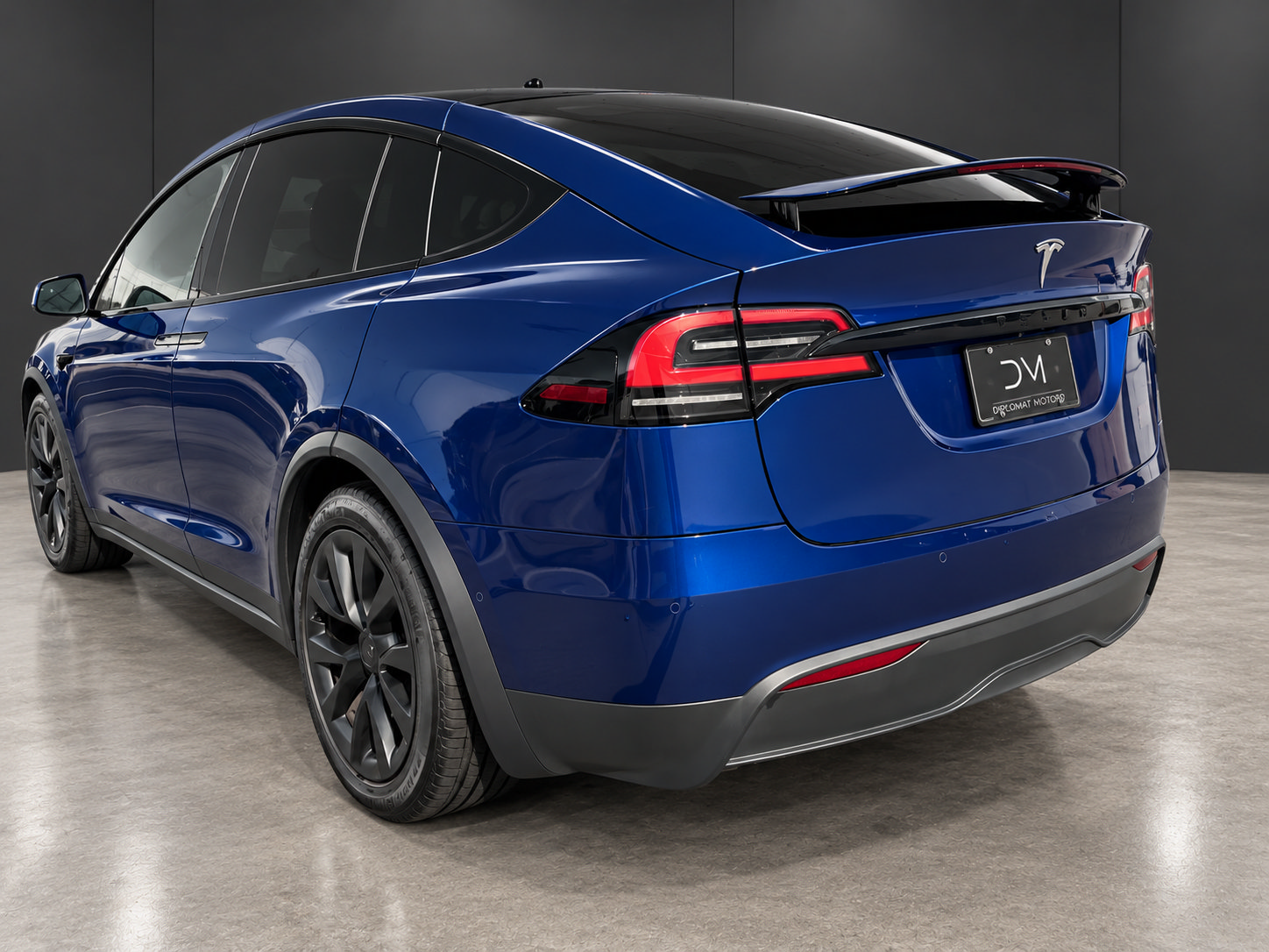 Used 2022 Tesla Model X Plaid AWD/4WD image 2