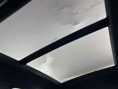 Used 2026 BMW X5 xDrive40i w/ Climate Comfort Package image 8