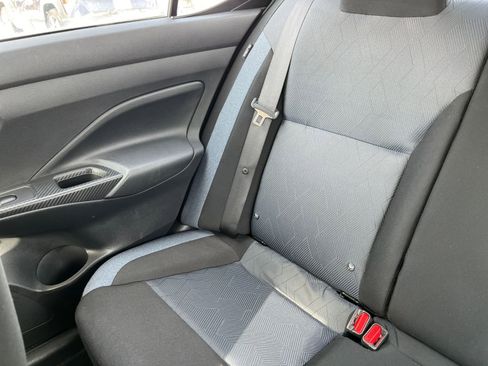 Used 2025 Nissan Versa SV image 35