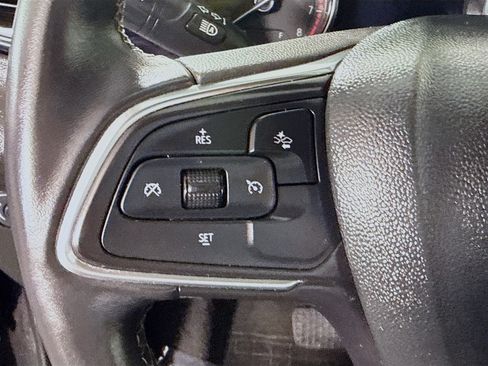Used 2020 Buick Encore GX Preferred w/ Cold Weather Comfort Package FWD image 14