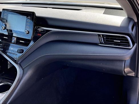 Used 2024 Toyota Camry SE FWD image 21