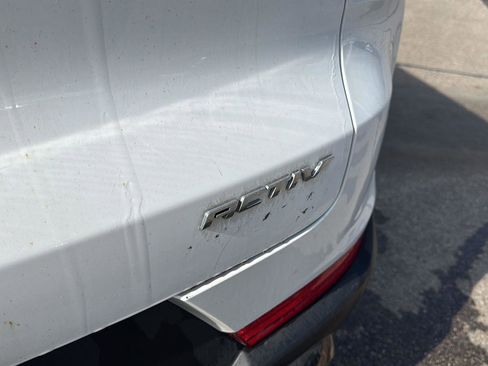 Used 2023 Chevrolet TrailBlazer ACTIV w/ Sun and Liftgate Package image 10