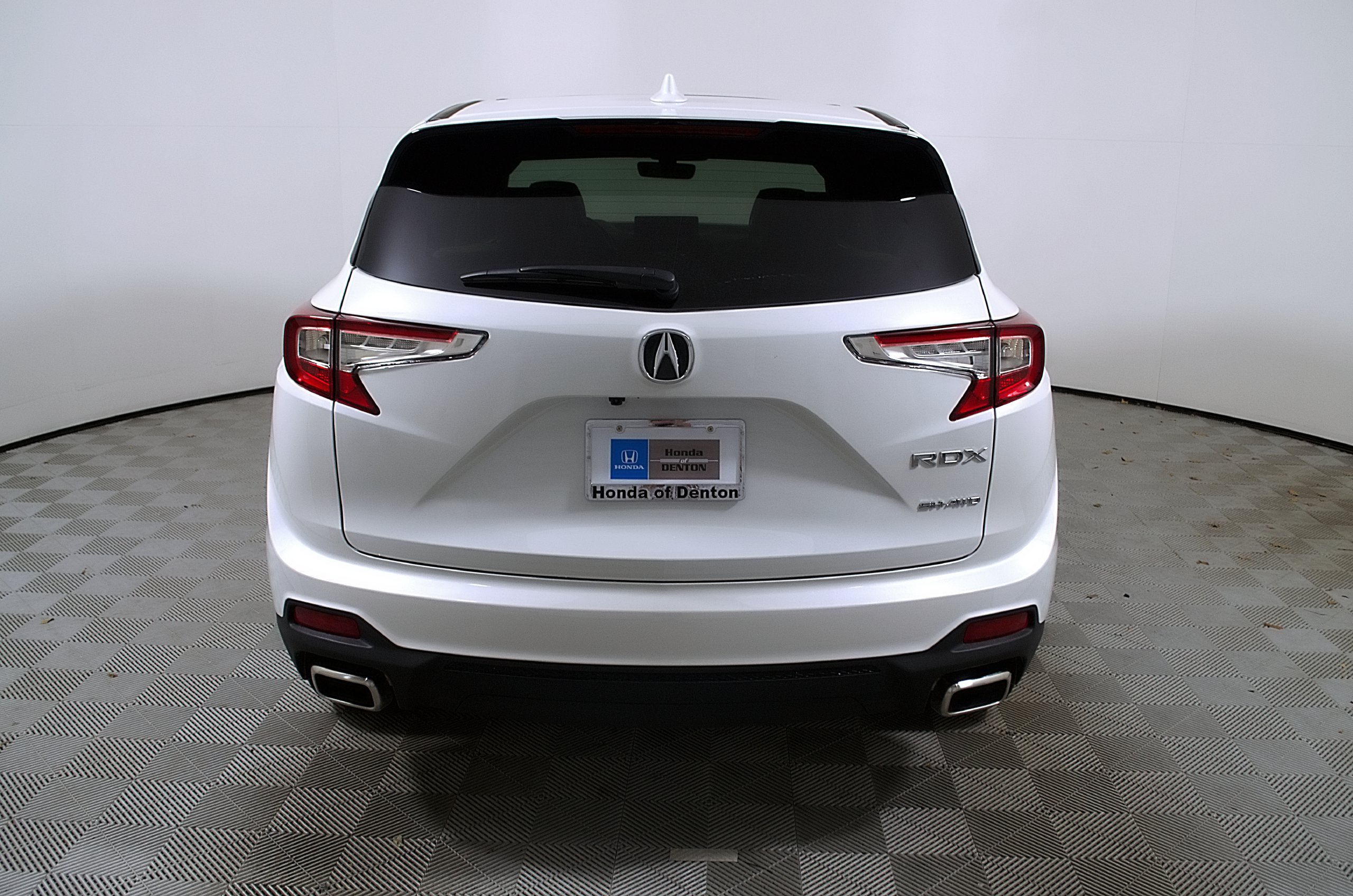 Used 2024 Acura RDX SH-AWD image 8