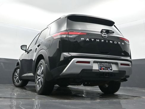 Used 2022 Nissan Pathfinder SL image 35
