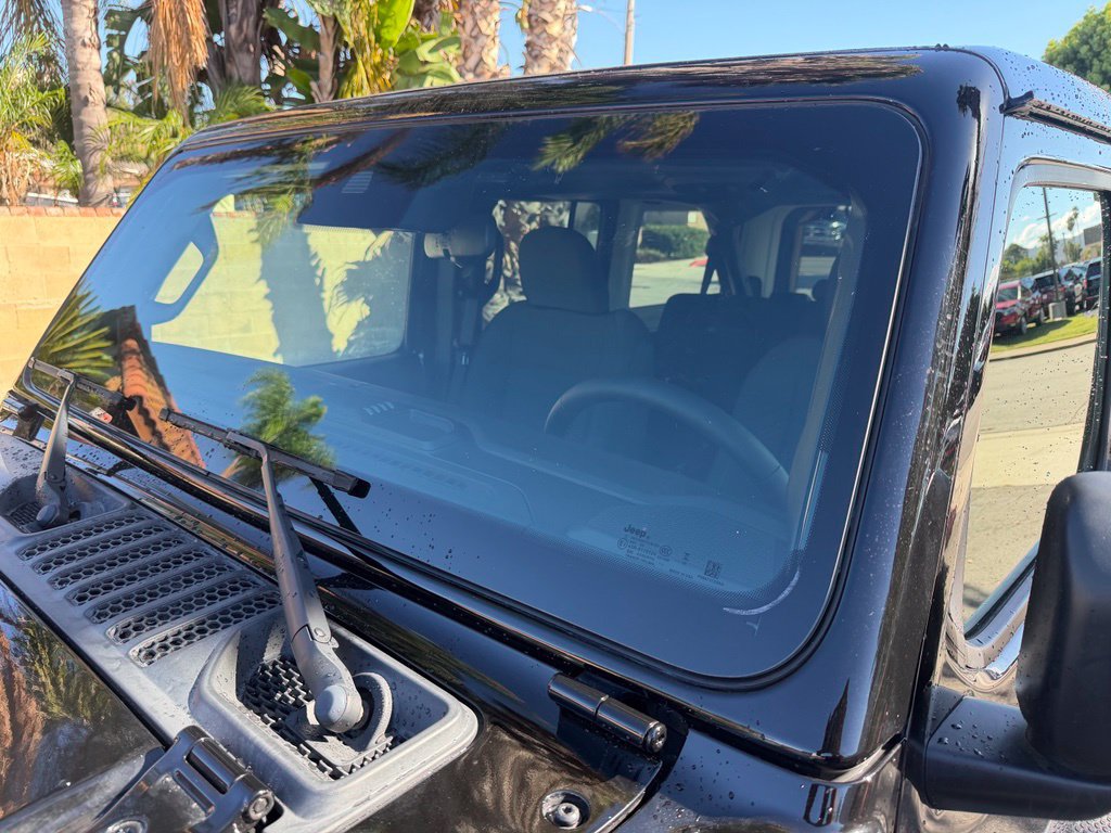 Used 2025 Jeep Wrangler Unlimited Sport S 4xe AWD/4WD image 9