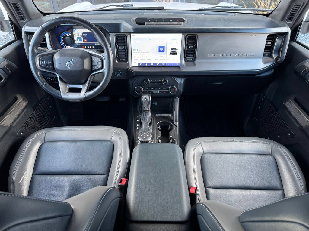 Used 2023 Ford Bronco Outer Banks w/ Sasquatch Package AWD/4WD image 9