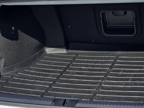 Used 2024 Lexus ES 300h w/ Premium Package image 9