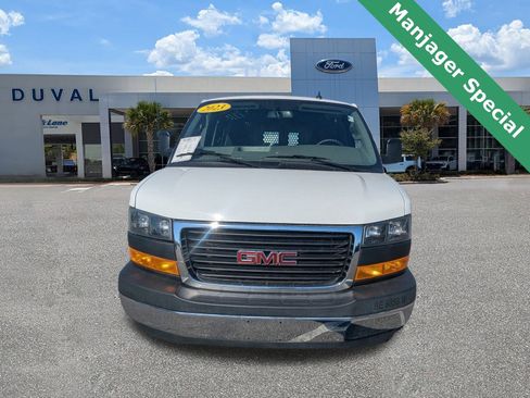 Used 2023 GMC Savana 2500 w/ Driver Convenience Package image 9