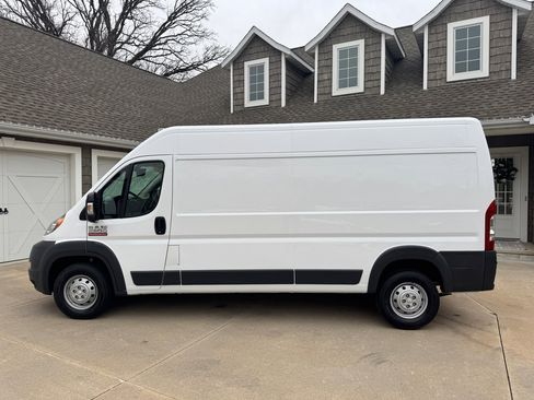 Used 2017 RAM ProMaster 2500 image 3