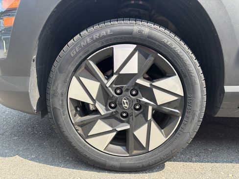 Used 2025 Hyundai Kona SEL AWD/4WD image 11