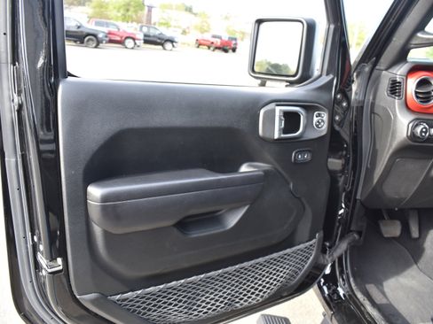 Used 2020 Jeep Gladiator Rubicon w/ Trailer Tow Package image 23