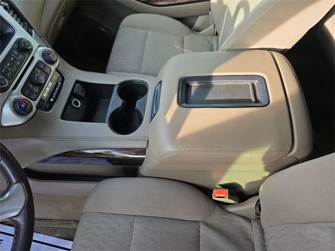 Used 2015 GMC Yukon XL SLE w/ Convenience Package image 21