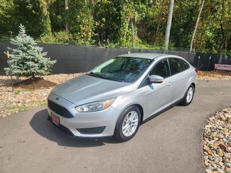 Used 2016 Ford Focus SE image 1