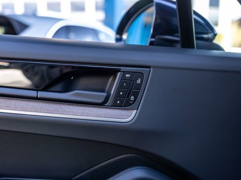 New 2026 Porsche Cayenne image 38