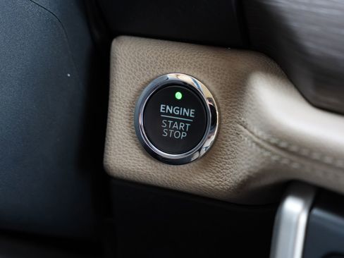 Used 2024 Ford Expedition Limited image 14